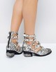 Категория: Ботильоны на каблуке Jeffrey Campbell