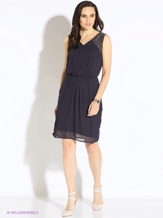 Платья b.young