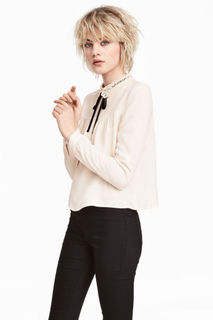 Блузка с кружевным воротником H&M