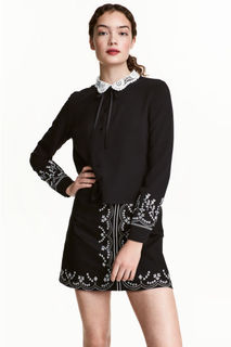 Блузка с кружевным воротником H&M