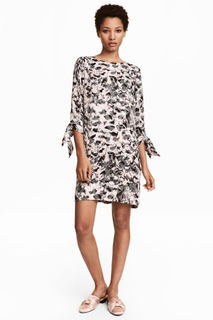 Платье длиной до колена H&M