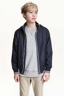 Нейлоновая куртка на подкладке H&M