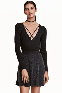 Боди с треугольным вырезом  H&M