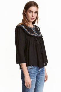 Блузка с вышивкой H&M