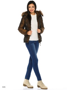 Пуховики Parajumpers