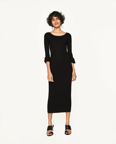 Платье из трикотажа в рубчик с расклешенными манжетами Zara