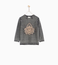 Свитер с прорезиненным принтом Zara