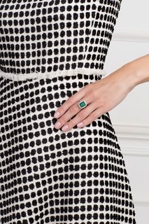 Серебряное кольцо с зеленым агатом и бесцветными топазами «Граф Орлов» Axenoff Jewellery