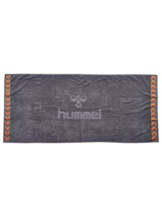 Полотенца банные HUMMEL