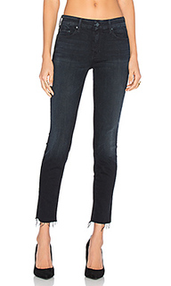 Узкие джинсы с потрепанным низом looker - MOTHER