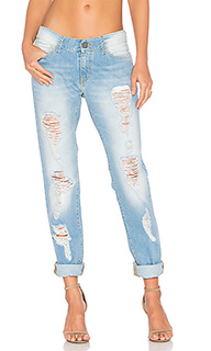 Потертые джинсы в мужском стиле - Etienne Marcel