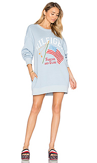 Свитшот с накладным флагом - Hilfiger Collection