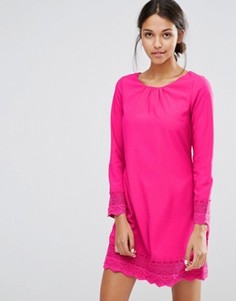Цельнокройное платье с длинными рукавами и ажурной отделкой Uttam Boutique - Розовый
