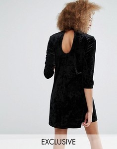 Короткое приталенное бархатное платье с вырезом капелькой Monki - Черный