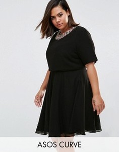Короткое приталенное платье с цветочной отделкой ASOS CURVE - Черный