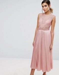 Кружевное платье миди с плиссировкой и разрезами на юбке Three Floor - Розовый