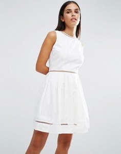 Короткое приталенное платье со вставками AX Paris - Кремовый