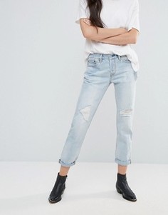 Рваные джинсы бойфренда с отворотами Levis 501 CT - Синий