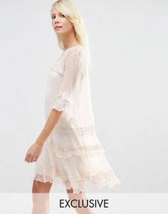 Шифоновое платье с рюшами Needle & Thread - Розовый
