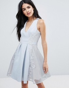 Короткое приталенное платье с глубоким V-образным вырезом Forever Unique - Серый
