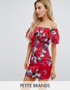 Платье с цветочным принтом и оборками Missguided Petite - Красный