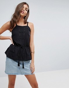 Топ с кружевными вставками и американской проймой ASOS - Черный