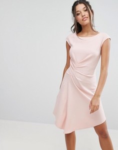 Платье миди с коротким рукавом и присборенной отделкой Closet - Розовый