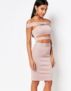 Бандажное платье с открытыми плечами WOW Couture - Розовый