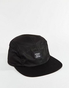 Черная кепка с сетчатыми вставками Herschel Supply Co Glendale - Черный