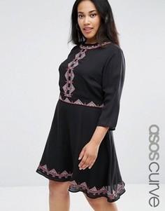 Короткое приталенное платье-премиум с вышивкой ASOS CURVE - Черный