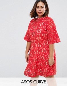 Короткое приталенное платье из кружева с рукавами кимоно ASOS CURVE Premium - Красный