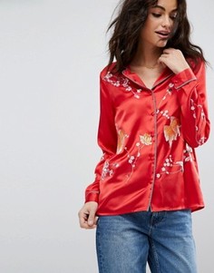 Атласная пижамная блузка с вышивкой ASOS Premium - Красный