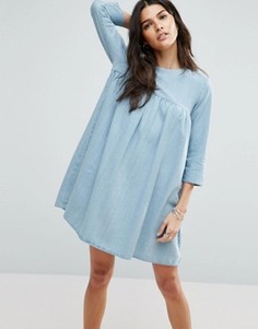 Светлое джинсовое свободное платье ASOS - Синий
