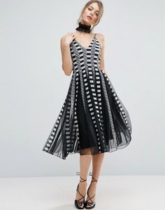 Приталенное платье миди со свободной юбкой из сеточки в полоску ASOS - Мульти