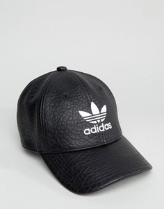 Черная кепка из искусственной кожи с трилистником adidas Originals BK6967 - Черный