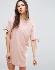 Платье-футболка с бантами на рукавах ASOS - Розовый