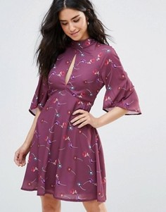 Чайное платье с принтом и расклешенными рукавами 3/4 Oh My Love - Фиолетовый