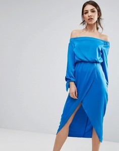 Платье миди с открытыми плечами и завязками на рукавах Lavish Alice - Синий