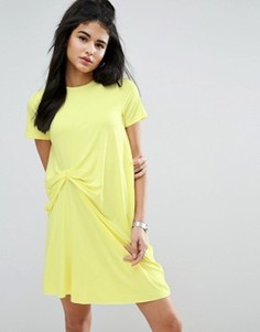 Платье-футболка со сборками спереди ASOS - Желтый