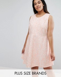 Короткое приталенное кружевное платье AX Paris Plus - Розовый