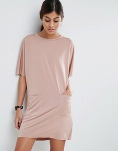 Платье-футболка с карманами ASOS - Розовый
