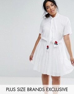 Короткое приталенное платье с короткими рукавами, шарфом и вышитыми розами Unique 21 Hero - Белый