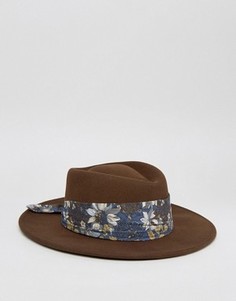 Шляпа с широкими полями и лентой с цветочным принтом ASOS - Коричневый