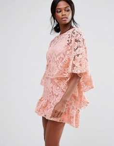 Кружевное платье с рукавами-кимоно Missguided - Розовый