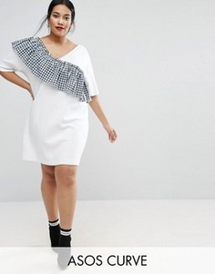 Платье-футболка с тканой оборкой в клеточку ASOS CURVE - Мульти