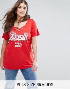 Футболка с принтом Brooklyn New Look Plus - Красный