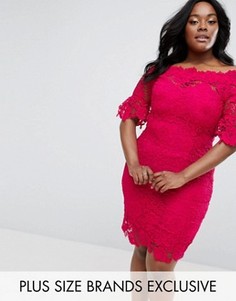 Платье кроше с открытыми плечами Paper Dolls Plus - Розовый