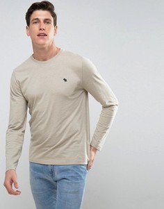 Бежевый обтягивающий лонгслив с вышивкой Abercrombie & Fitch - Бежевый
