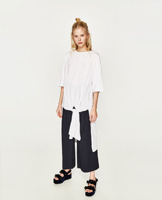 Футболка в стиле oversize с узлом Zara