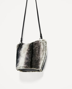 Сумка с меховой отделкой Zara